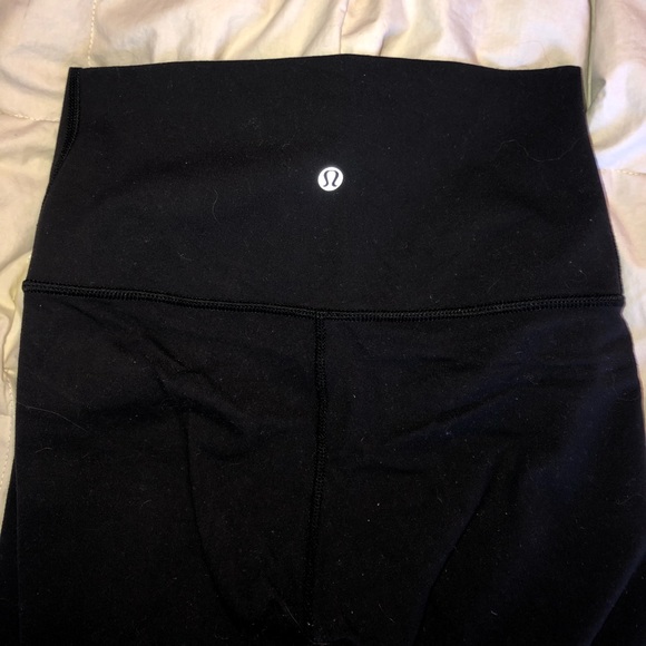 lululemon athletica Pants - Lululemon Wunder Under Cropped leggings